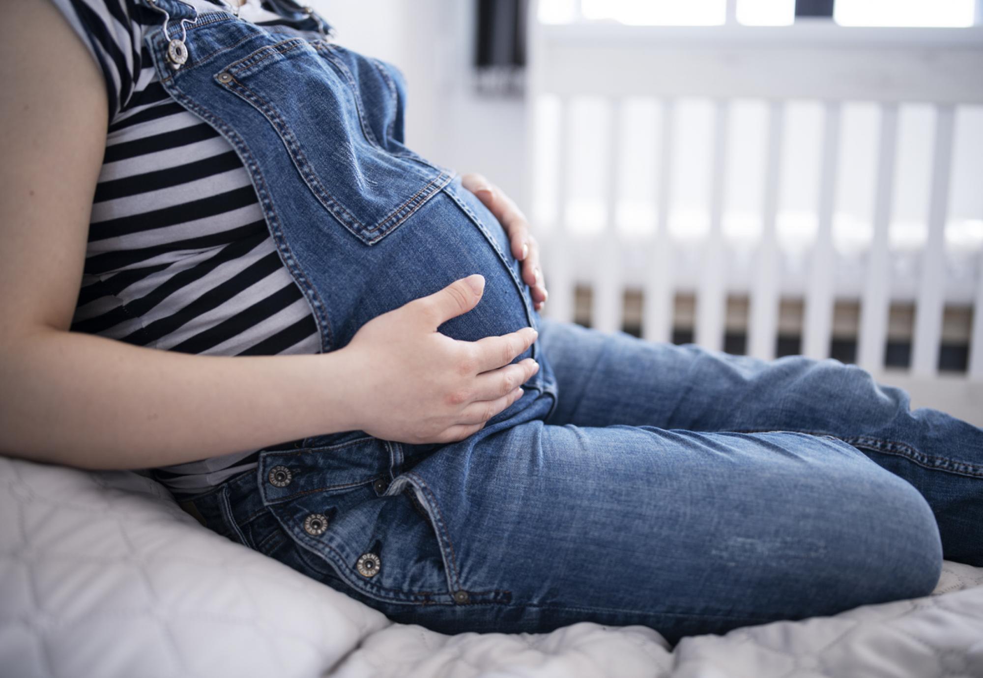 Prioritise pregnant BAME women because of coronavirus risk, NHS