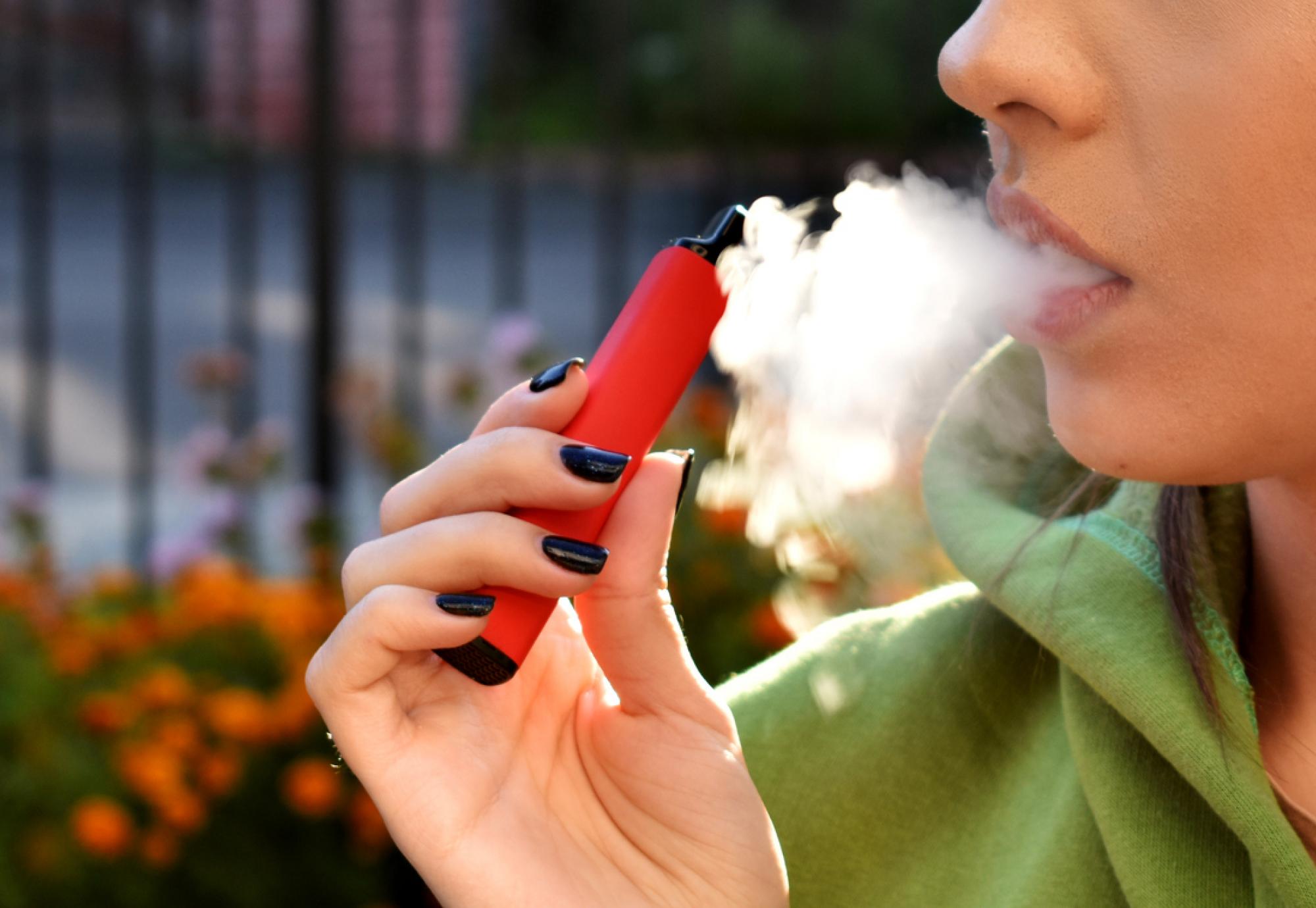 Researchers recommend e cigarettes to help pregnant women quit