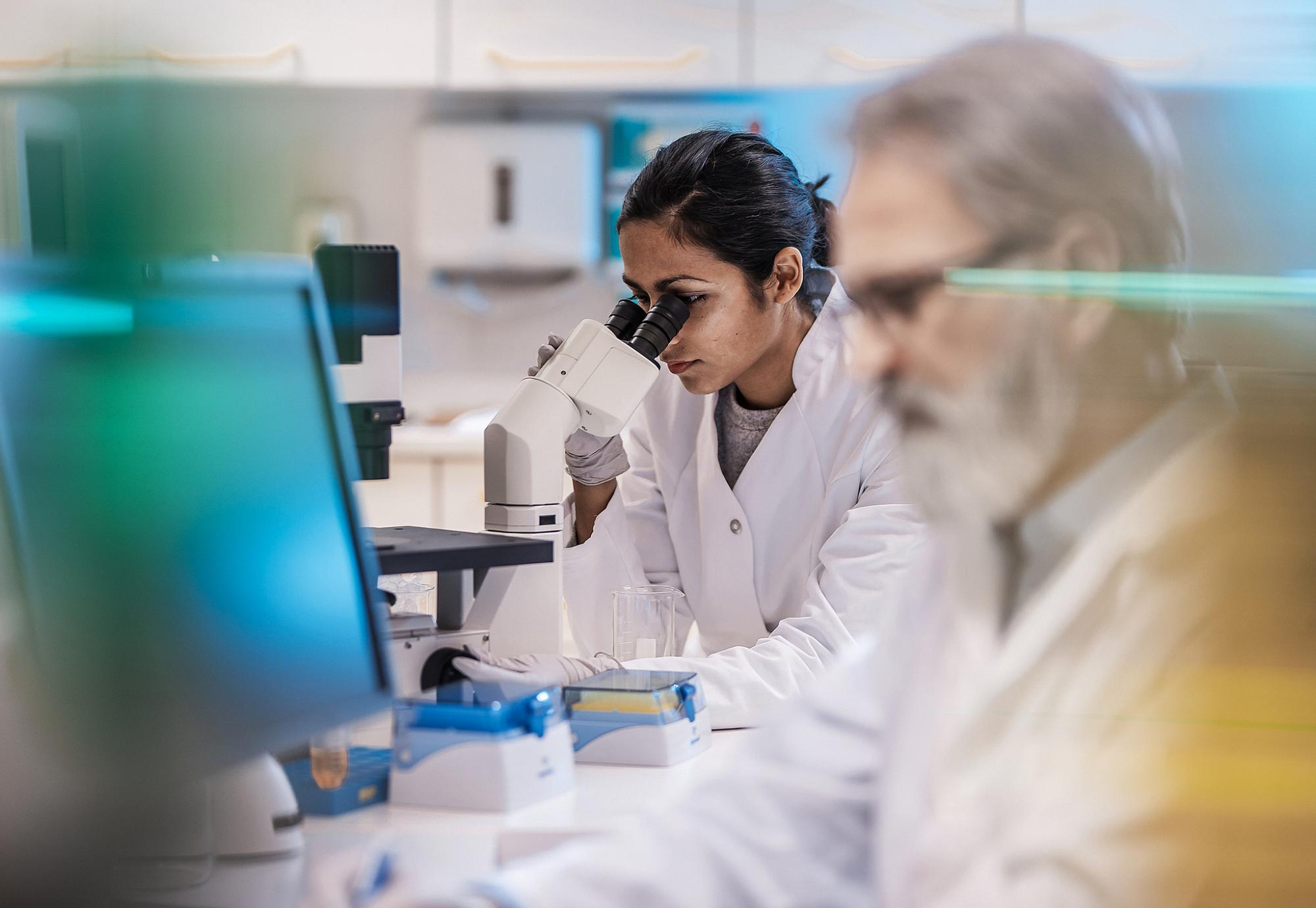 Female scientist in the lab