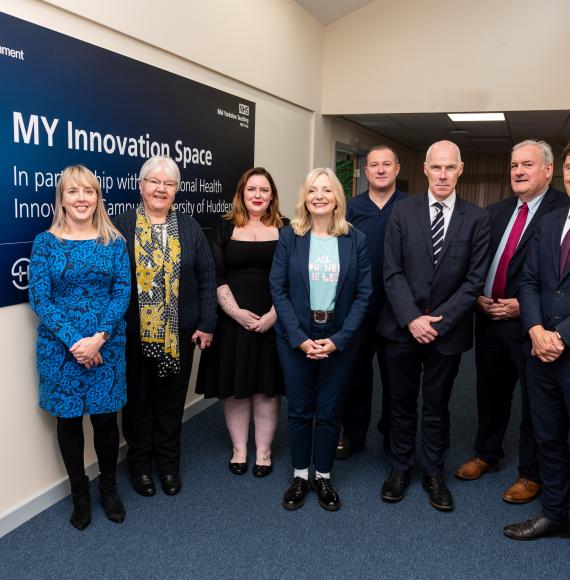 West Yorkshire Mayor with representatives from Mid Yorkshire Teaching NHS Trust, the University of Huddersfield and the University of Leeds - Faye Hatton Photography