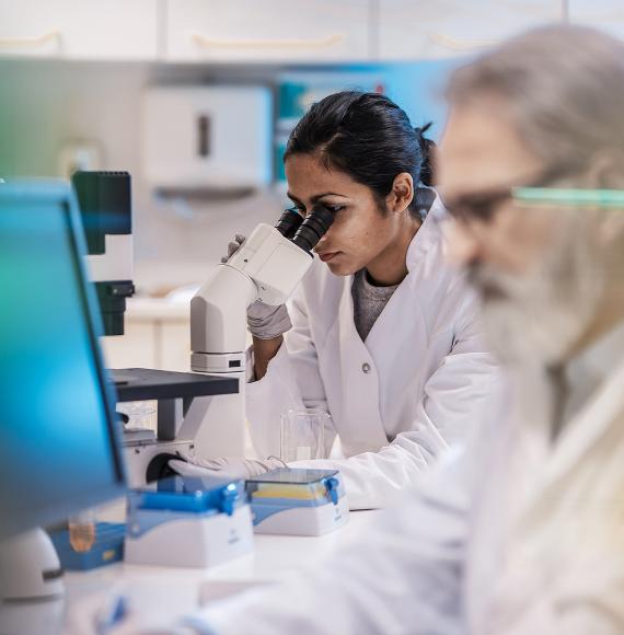 Female scientist in the lab